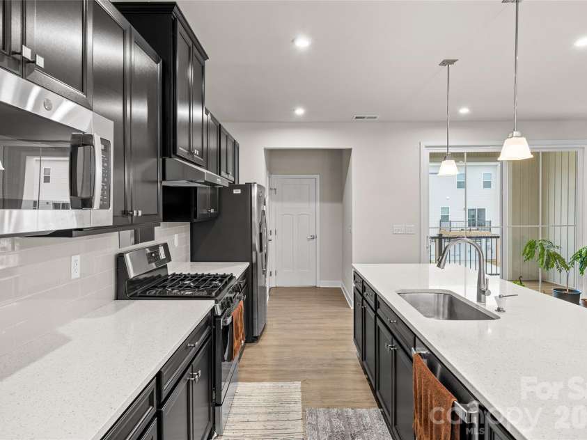 9921 Oaklawn Boulevard, Huntersville, NC 28078.  MLS# CAR4334672, YatesRealty ID 2061. 