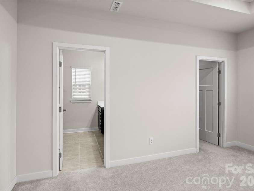 9921 Oaklawn Boulevard, Huntersville, NC 28078.  MLS# CAR4334672, YatesRealty ID 2061. 