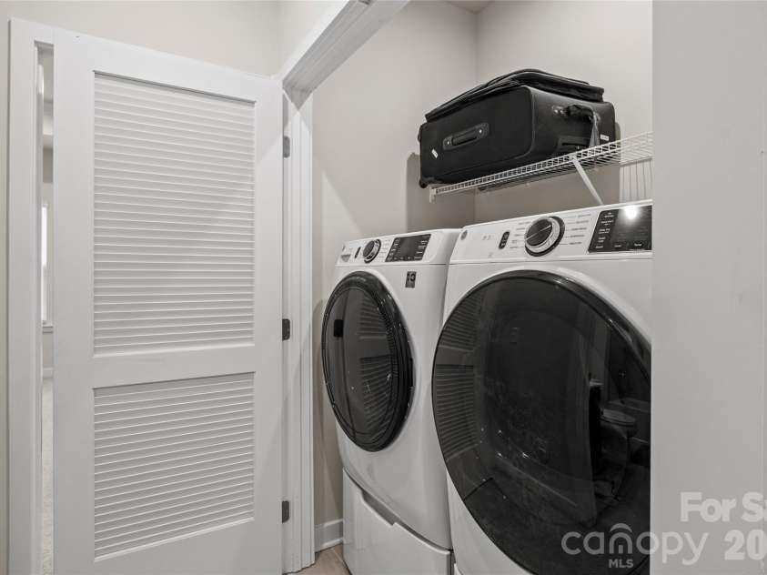 9921 Oaklawn Boulevard, Huntersville, NC 28078.  MLS# CAR4334672, YatesRealty ID 2061. 