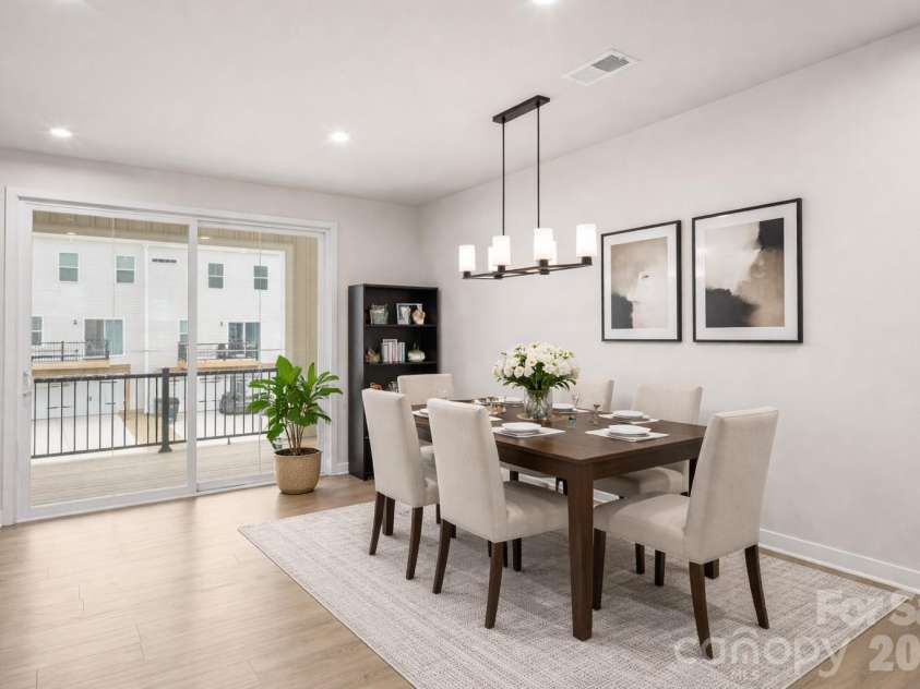 9921 Oaklawn Boulevard, Huntersville, NC 28078.  MLS# CAR4334672, YatesRealty ID 2061. Virtually Staged