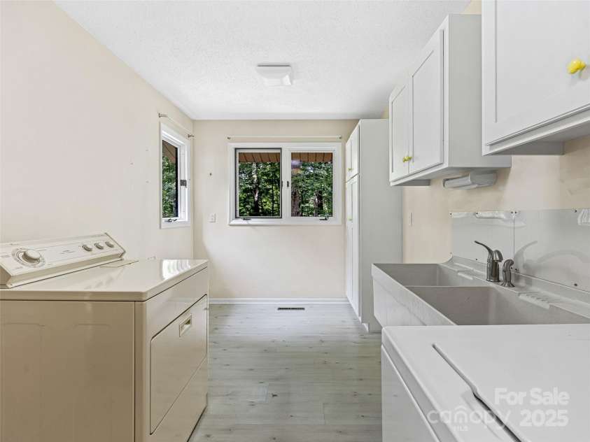 1026 Campbell Drive, Pisgah Forest, NC 28768.  MLS# CAR4270765, YatesRealty ID 20610. 