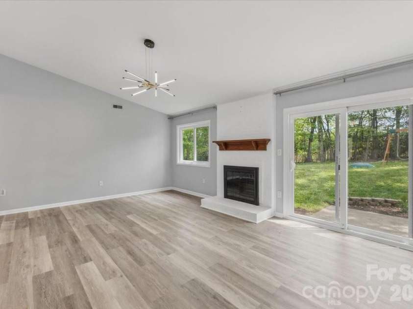 2516 Turnberry Lane, Charlotte, NC 28210.  MLS# CAR4366425, YatesRealty ID 20610. 