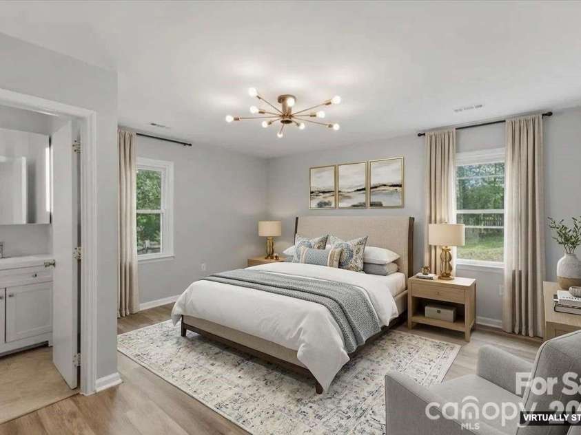 2516 Turnberry Lane, Charlotte, NC 28210.  MLS# CAR4366425, YatesRealty ID 20610. 