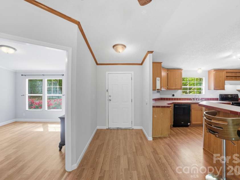 4965 Mundy Lane, Denver, NC 28037.  MLS# CAR4378943, YatesRealty ID 20611. 