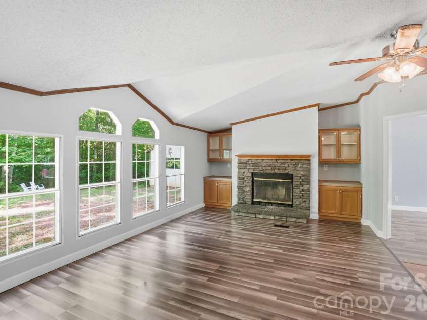 4965 Mundy Lane, Denver, NC 28037.  MLS# CAR4378943, YatesRealty ID 20611. 