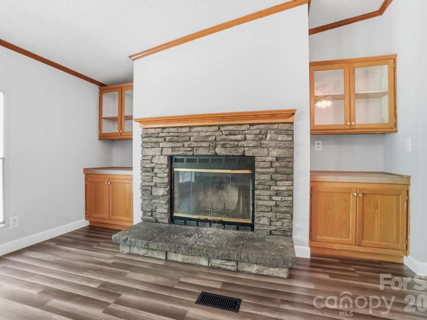 4965 Mundy Lane, Denver, NC 28037.  MLS# CAR4378943, YatesRealty ID 20611. 