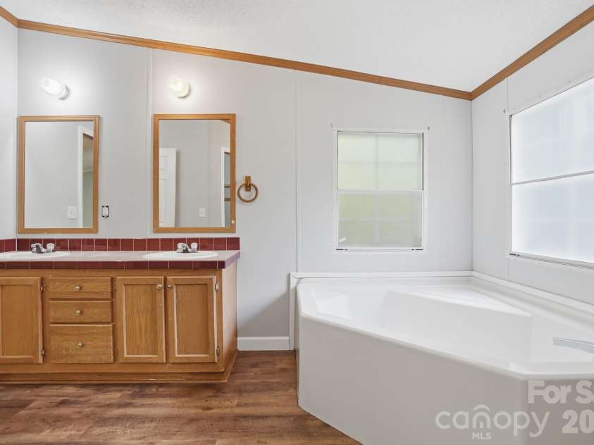 4965 Mundy Lane, Denver, NC 28037.  MLS# CAR4378943, YatesRealty ID 20611. 