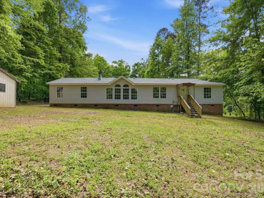 4965 Mundy Lane, Denver, NC 28037.  MLS# CAR4378943, YatesRealty ID 20611. 