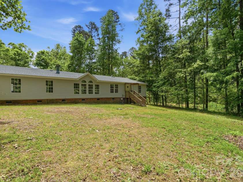 4965 Mundy Lane, Denver, NC 28037.  MLS# CAR4378943, YatesRealty ID 20611. 