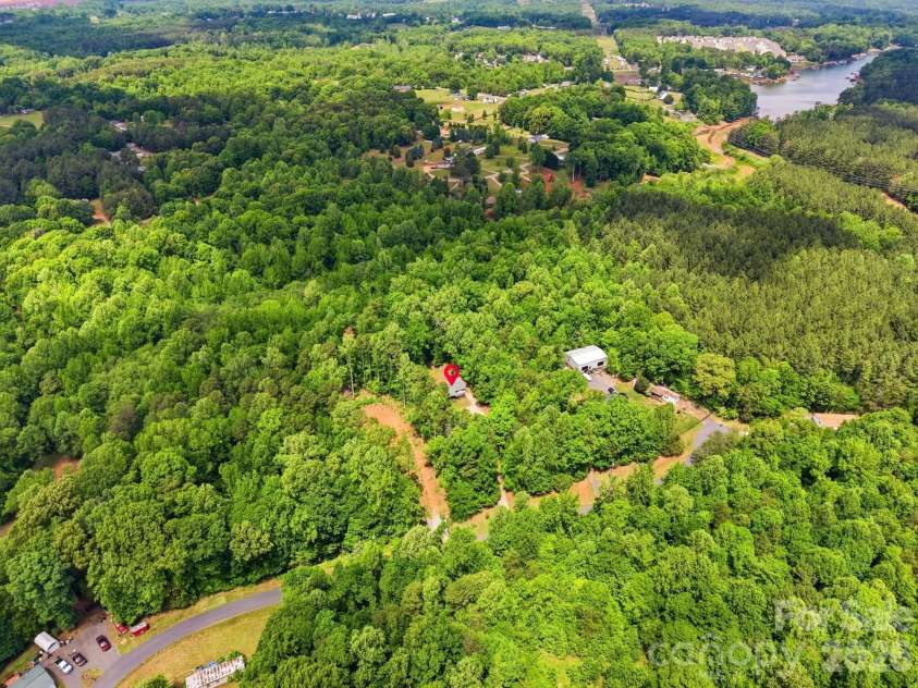 4965 Mundy Lane, Denver, NC 28037.  MLS# CAR4378943, YatesRealty ID 20611. 
