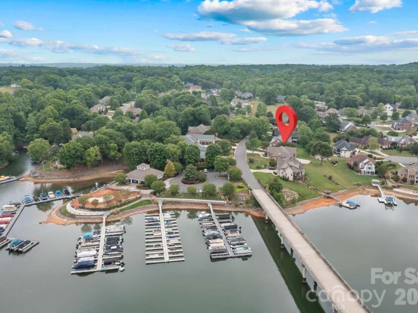 221 Windemere Isle Road, Statesville, NC 28677.  MLS# CAR4377270, YatesRealty ID 20613. 