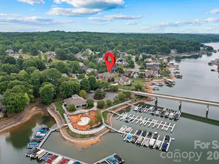 221 Windemere Isle Road, Statesville, NC 28677.  MLS# CAR4377270, YatesRealty ID 20613. 