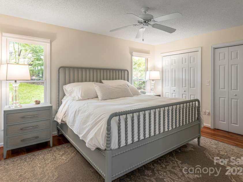 112 Broadmoor Drive, Flat Rock, NC 28731.  MLS# CAR4272453, YatesRealty ID 20614. 