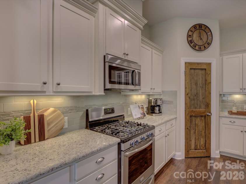 1343 Kings Bottom Drive, Fort Mill, SC 29715.  MLS# CAR4361159, YatesRealty ID 20615. 