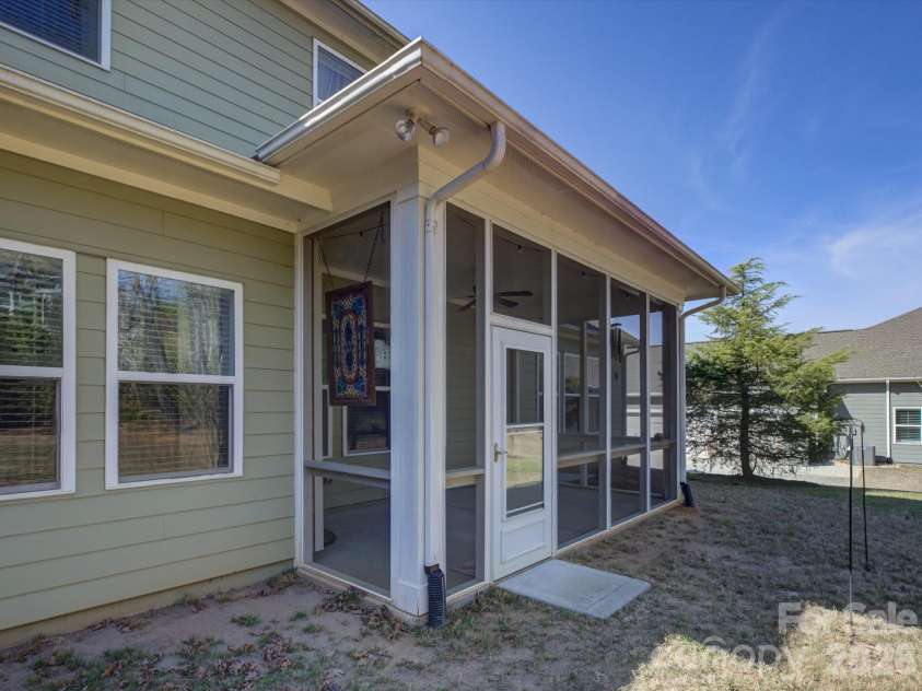 1343 Kings Bottom Drive, Fort Mill, SC 29715.  MLS# CAR4361159, YatesRealty ID 20615. 