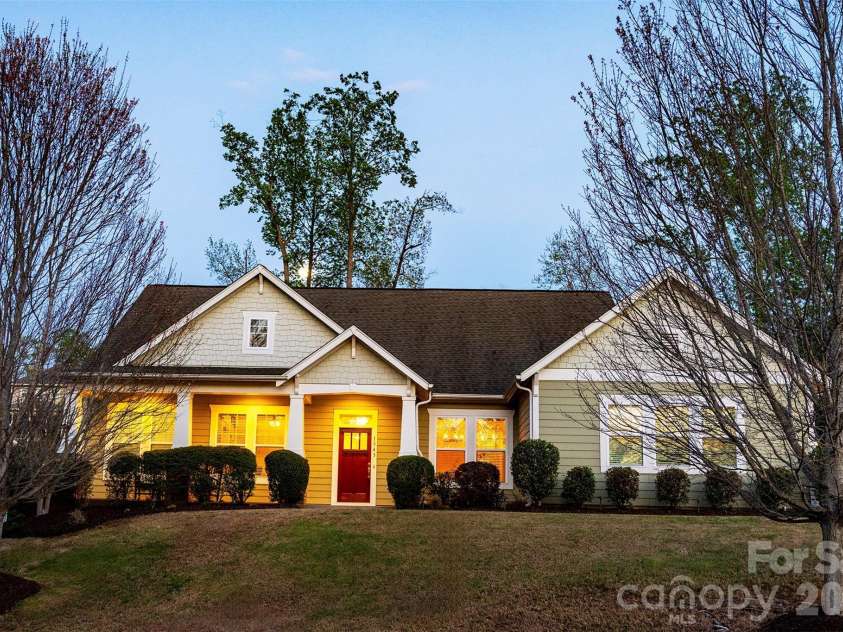 1343 Kings Bottom Drive, Fort Mill, SC 29715.  MLS# CAR4361159, YatesRealty ID 20615. 