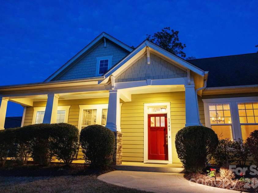 1343 Kings Bottom Drive, Fort Mill, SC 29715.  MLS# CAR4361159, YatesRealty ID 20615. 