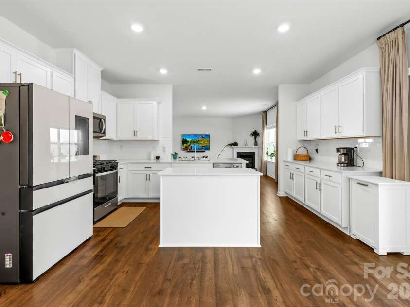 10820 Tuff Lane, Davidson, NC 28036.  MLS# CAR4352166, YatesRealty ID 20616. 