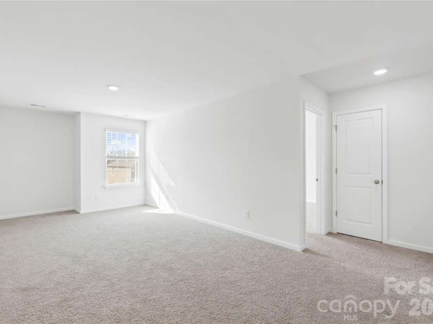 10820 Tuff Lane, Davidson, NC 28036.  MLS# CAR4352166, YatesRealty ID 20616. 