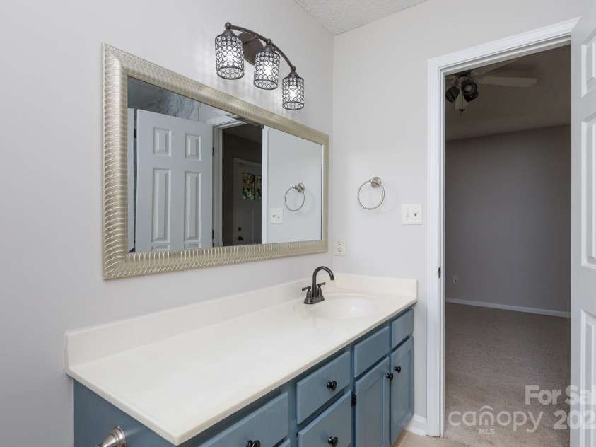 5806 Autumn Trace Lane, Indian Trail, NC 28079.  MLS# CAR4272848, YatesRealty ID 20617. 