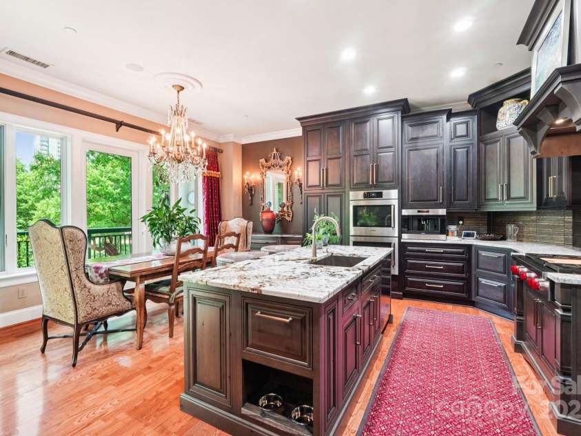 229 Church Street, Charlotte, NC 28202.  MLS# CAR4272254, YatesRealty ID 20618. 