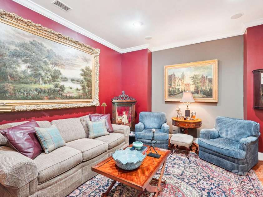 229 Church Street, Charlotte, NC 28202.  MLS# CAR4272254, YatesRealty ID 20618. 