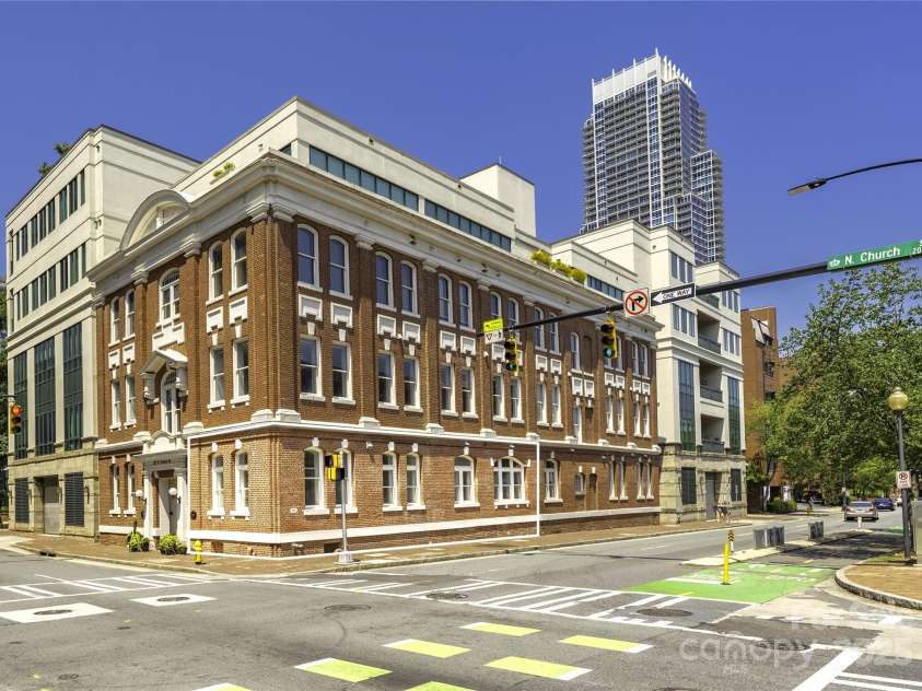 229 Church Street, Charlotte, NC 28202.  MLS# CAR4273884, YatesRealty ID 20618. 