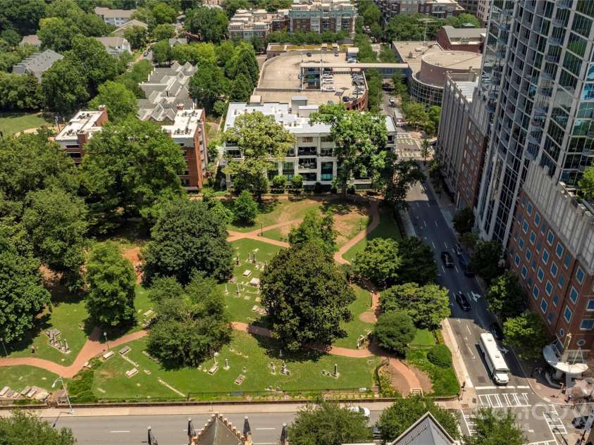 229 Church Street, Charlotte, NC 28202.  MLS# CAR4273884, YatesRealty ID 20618. 