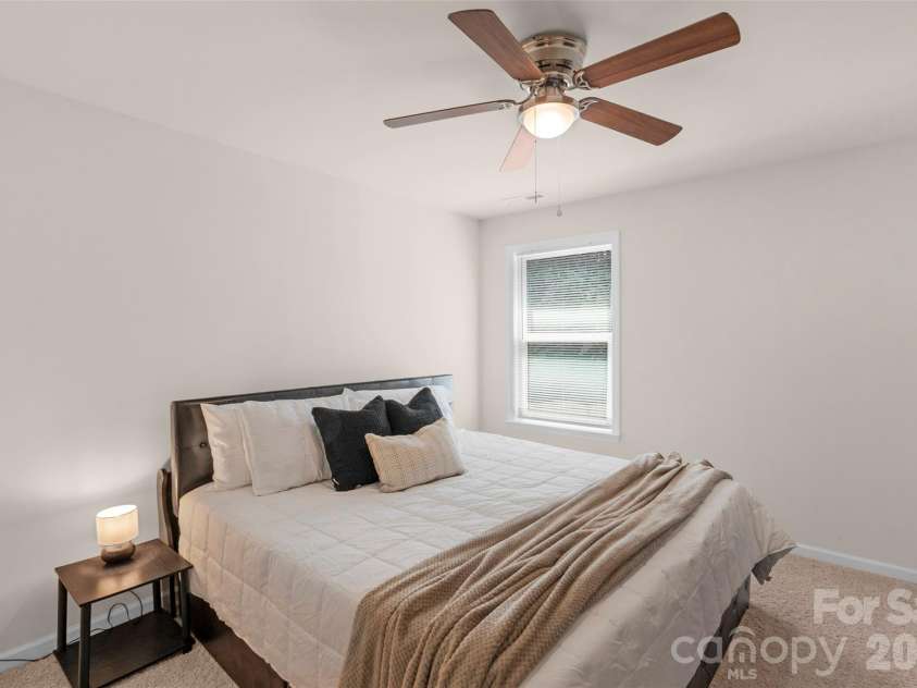3043 Carriage Oak Way, Fort Mill, SC 29707.  MLS# CAR4374637, YatesRealty ID 20619. 2nd floor secondary bedroom