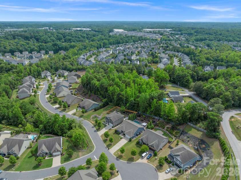 3043 Carriage Oak Way, Fort Mill, SC 29707.  MLS# CAR4374637, YatesRealty ID 20619. 