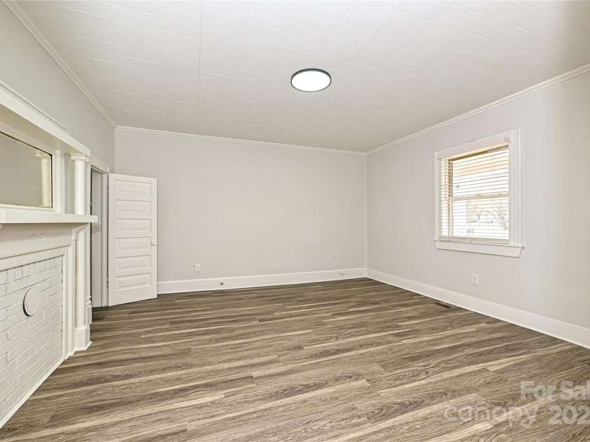 613 Liberty Street, Salisbury, NC 28144.  MLS# CAR4270761, YatesRealty ID 20619. 
