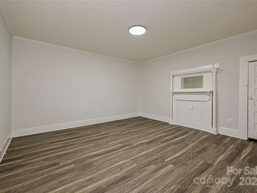 613 Liberty Street, Salisbury, NC 28144.  MLS# CAR4270761, YatesRealty ID 20619. 