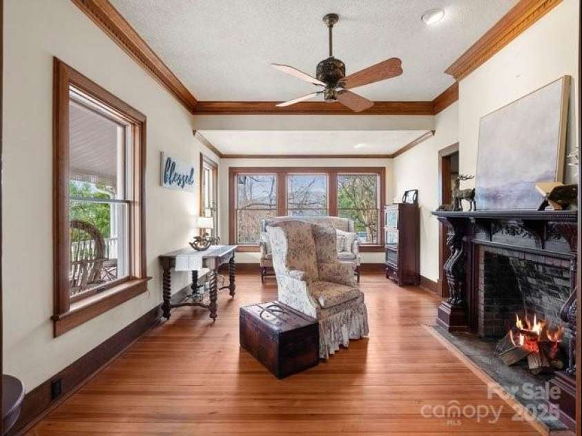 44 Bickford Avenue, Tryon, NC 28782.  MLS# CAR4328011, YatesRealty ID 2062. 