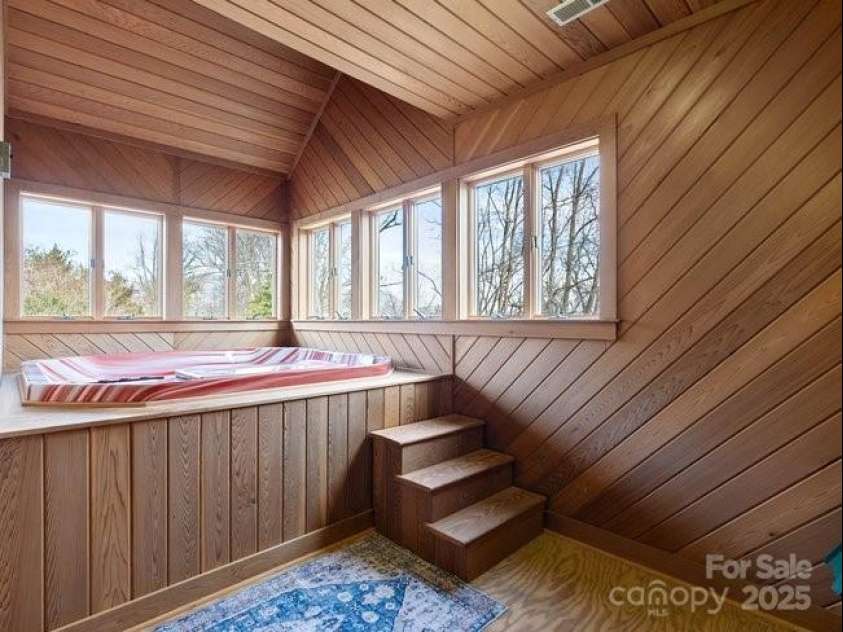 44 Bickford Avenue, Tryon, NC 28782.  MLS# CAR4328011, YatesRealty ID 2062. 