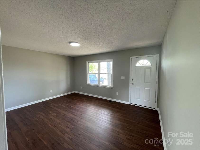 120 Tower Drive, Statesville, NC 28677.  MLS# CAR4272638, YatesRealty ID 20620. 