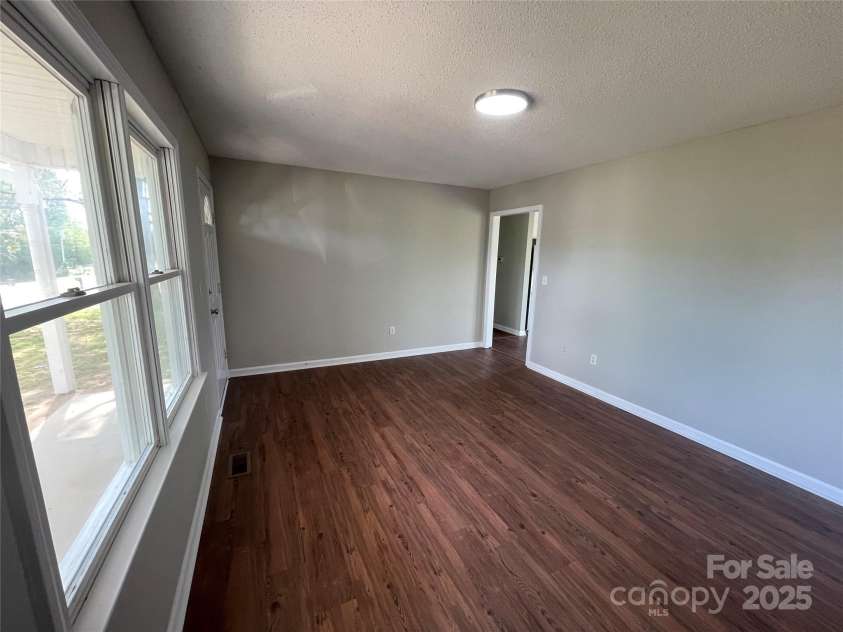 120 Tower Drive, Statesville, NC 28677.  MLS# CAR4272638, YatesRealty ID 20620. 