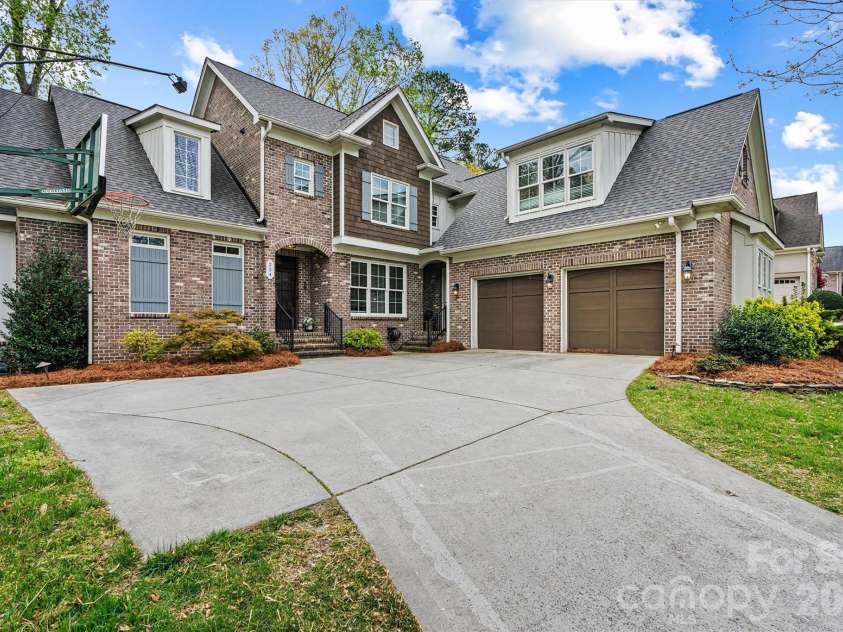 224 Birdie Drive, Stanley, NC 28164.  MLS# CAR4363187, YatesRealty ID 20620. 
