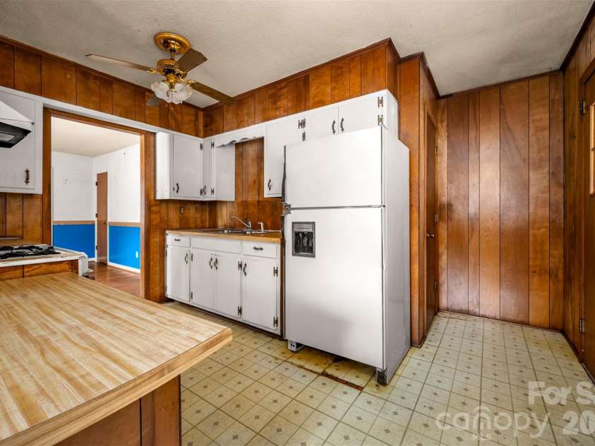 183 Seitz Drive, Forest City, NC 28043.  MLS# CAR4375504, YatesRealty ID 20621. 