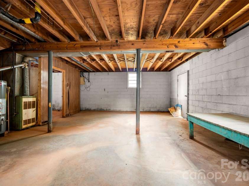 183 Seitz Drive, Forest City, NC 28043.  MLS# CAR4375504, YatesRealty ID 20621. 