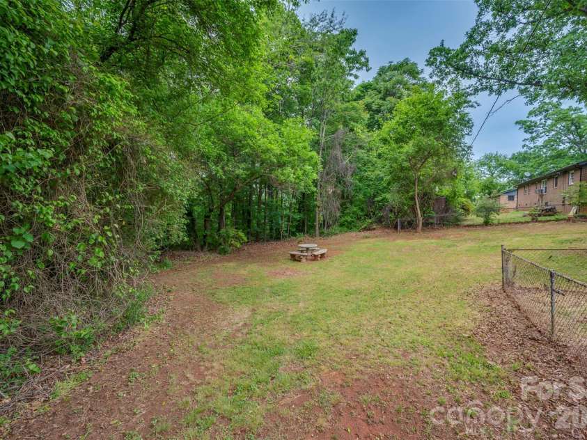 183 Seitz Drive, Forest City, NC 28043.  MLS# CAR4375504, YatesRealty ID 20621. 