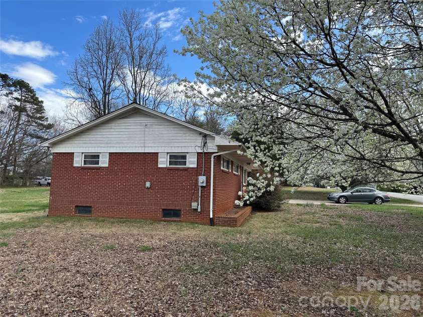 5164 Lavern Street, Conover, NC 28613.  MLS# CAR4341891, YatesRealty ID 20622. 