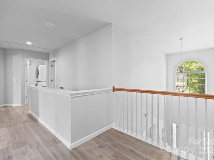 5822 Parkstone Drive, Matthews, NC 28104.  MLS# CAR4272948, YatesRealty ID 20622. 