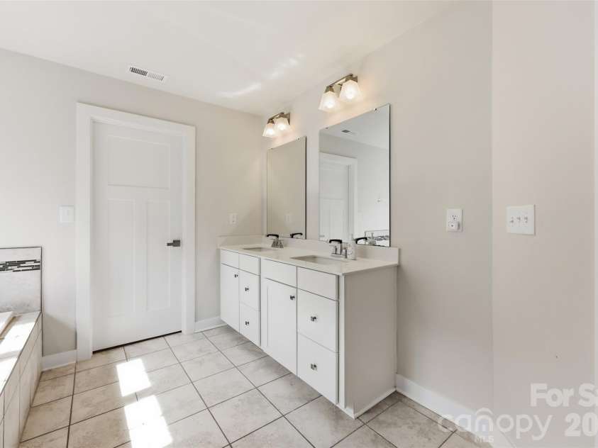 3057 Ballester Road, Fort Mill, SC 29707.  MLS# CAR4368239, YatesRealty ID 20623. 