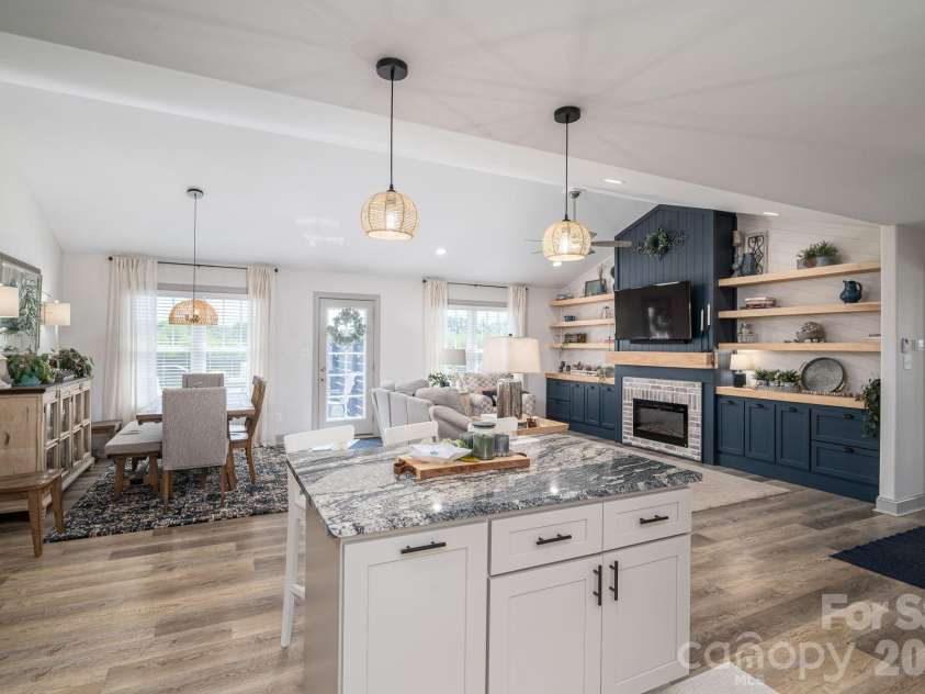 142 Alf Hoover Road, Lincolnton, NC 28092.  MLS# CAR4377598, YatesRealty ID 20624. 