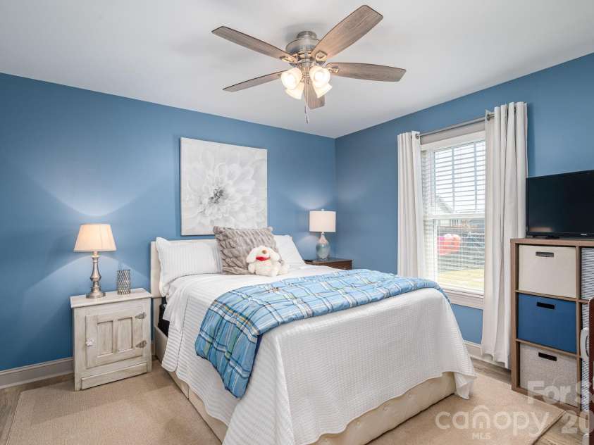 142 Alf Hoover Road, Lincolnton, NC 28092.  MLS# CAR4377598, YatesRealty ID 20624. 