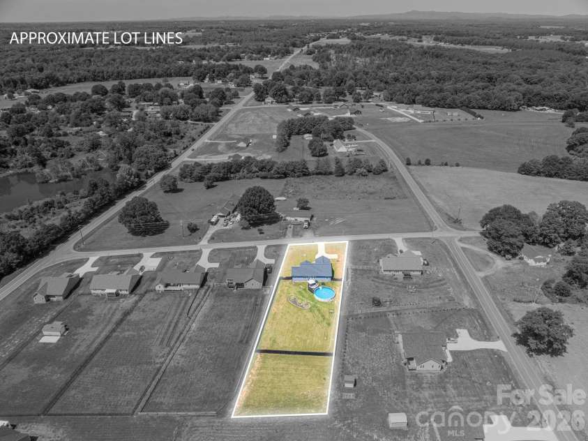 142 Alf Hoover Road, Lincolnton, NC 28092.  MLS# CAR4377598, YatesRealty ID 20624. 
