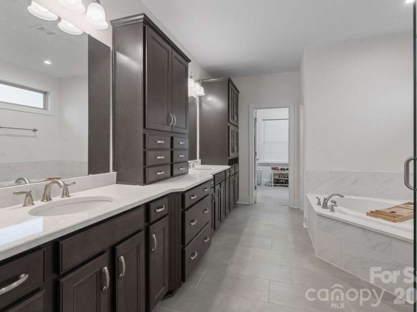 7108 Highland Street, Indian Land, SC 29707.  MLS# CAR4374252, YatesRealty ID 20625. Primary Bathroom