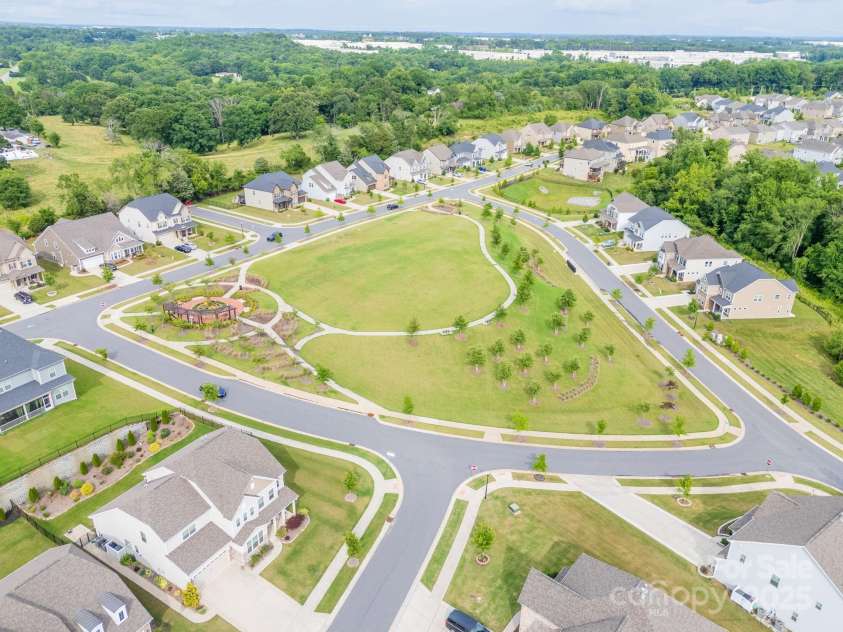 1115 Macallum Drive, Concord, NC 28027.  MLS# CAR4271321, YatesRealty ID 20626. Allen Mills - Park