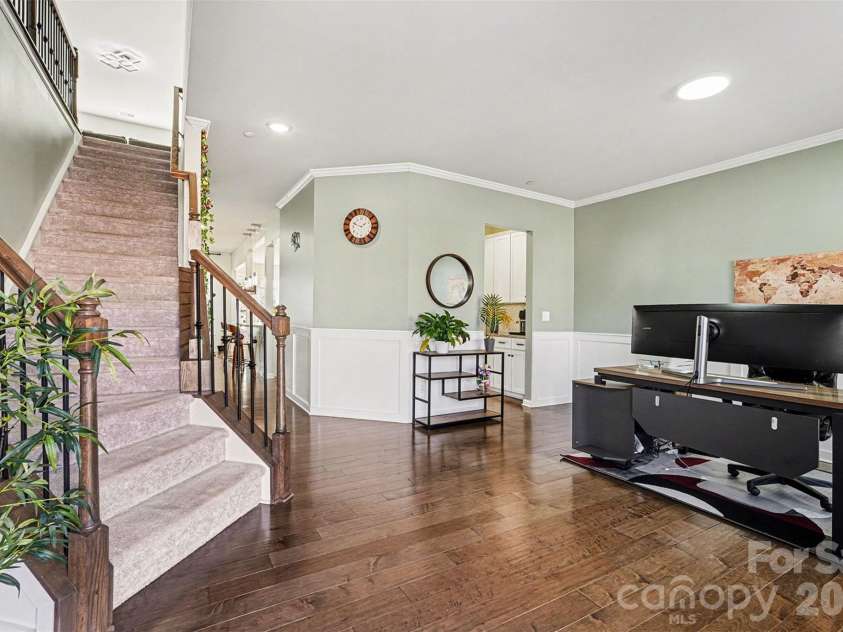 1115 Macallum Drive, Concord, NC 28027.  MLS# CAR4333035, YatesRealty ID 20626. Entrance and flex space