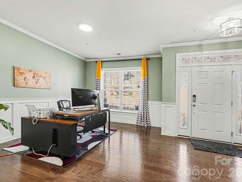 1115 Macallum Drive, Concord, NC 28027.  MLS# CAR4333035, YatesRealty ID 20626. Flex space on main